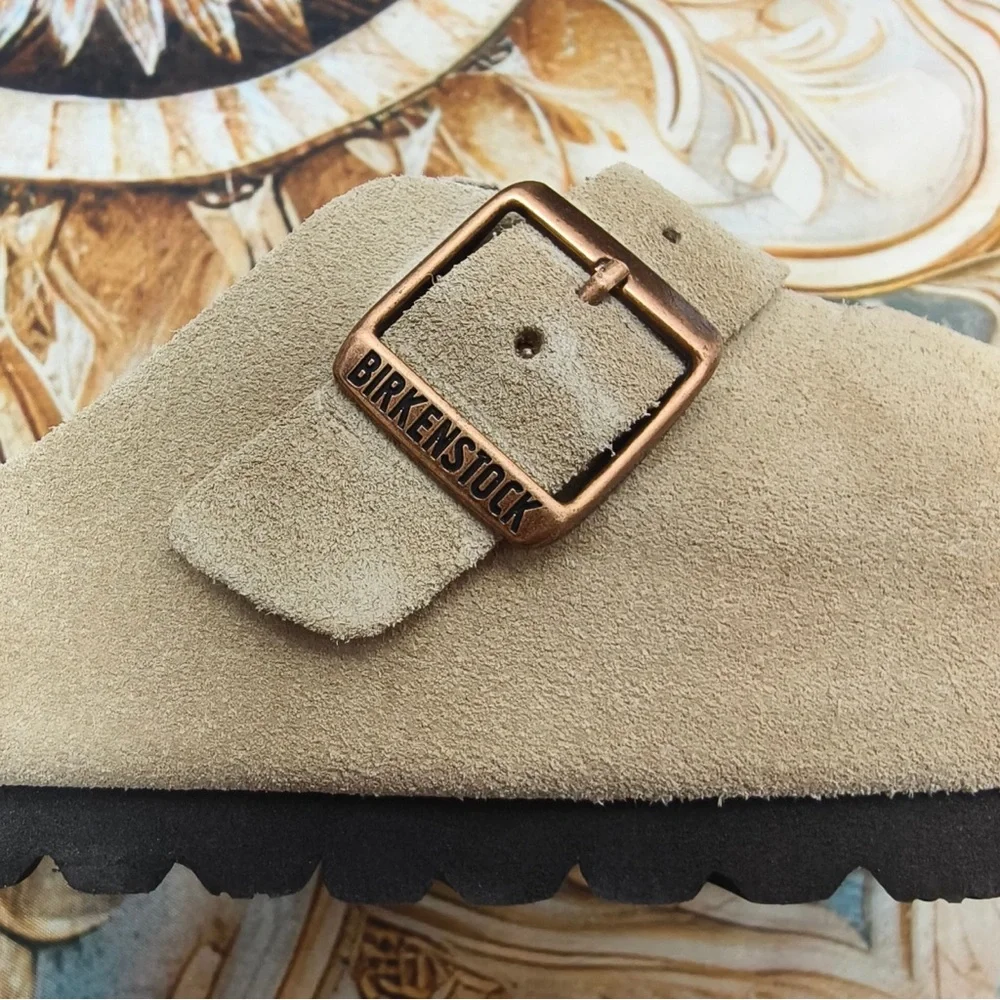 Women's Latte Cream Suede Birkenstock Boston Shoes - Narrow Fit - Picture 3 of 5